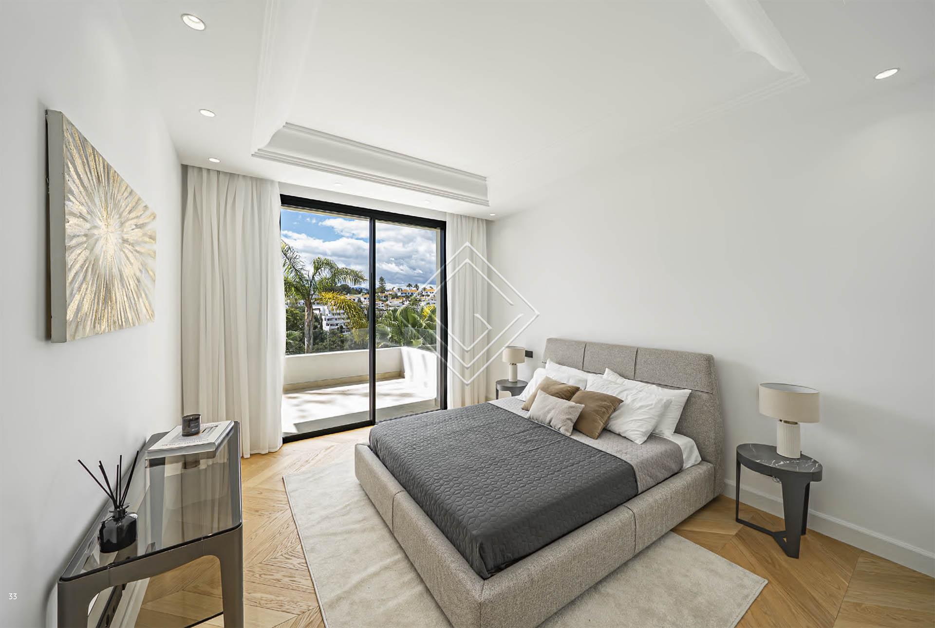 Villa de lujo en Lomas de Marbella Club con vistas al mar