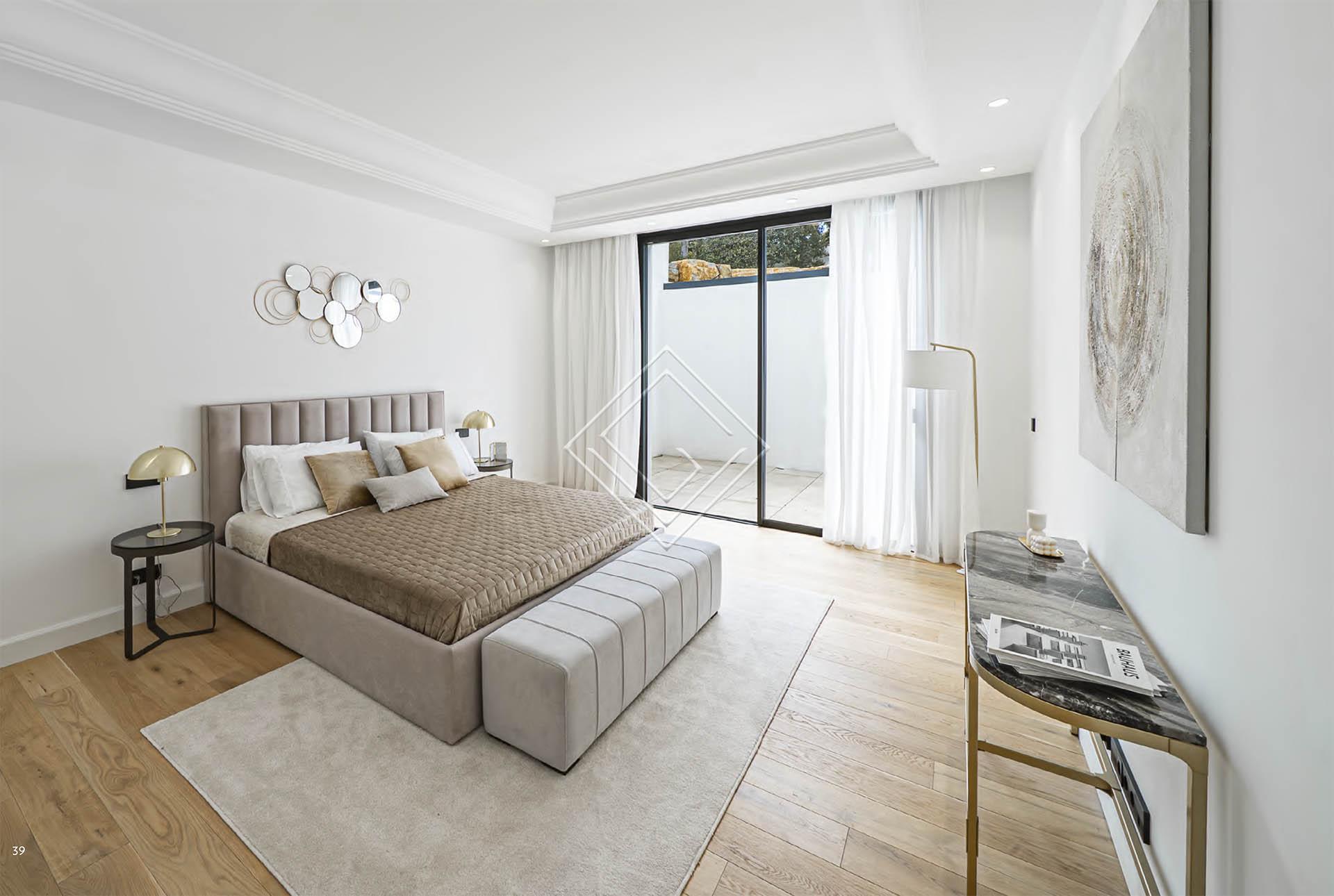 Villa de lujo en Lomas de Marbella Club con vistas al mar