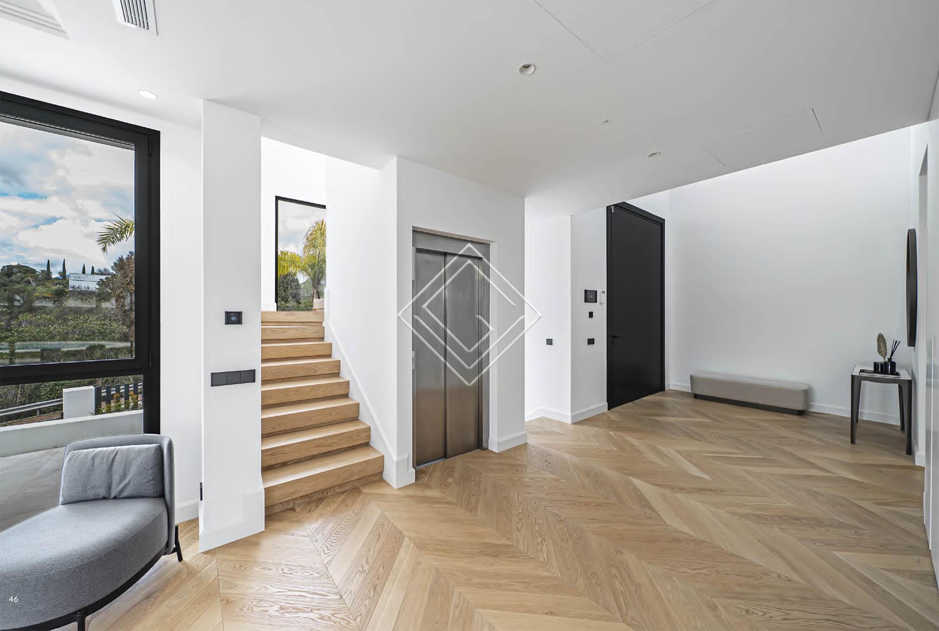 Villa de lujo en Lomas de Marbella Club con vistas al mar