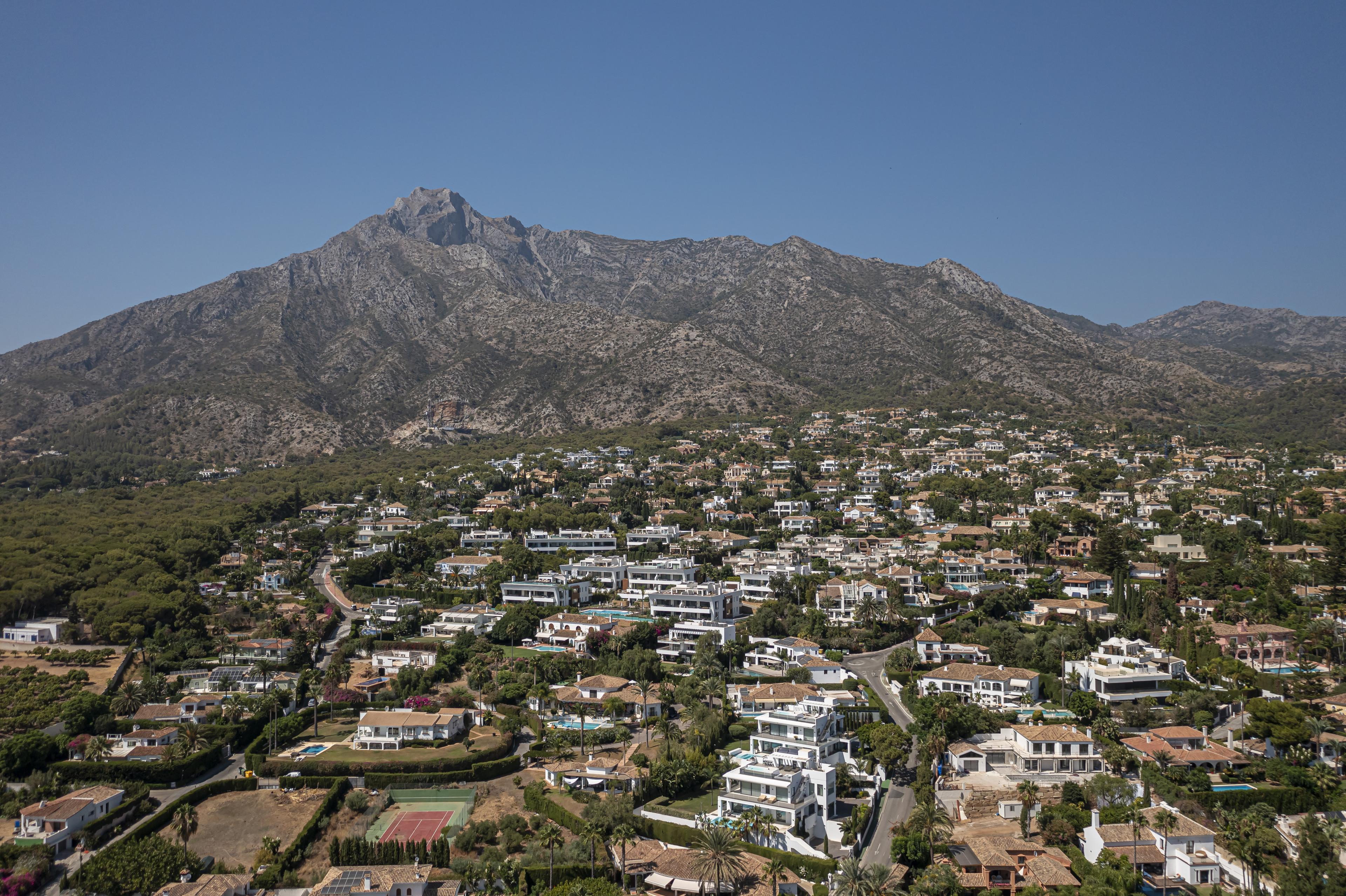 Por qué dos villas similares en Marbella pueden tener valores muy diferentes