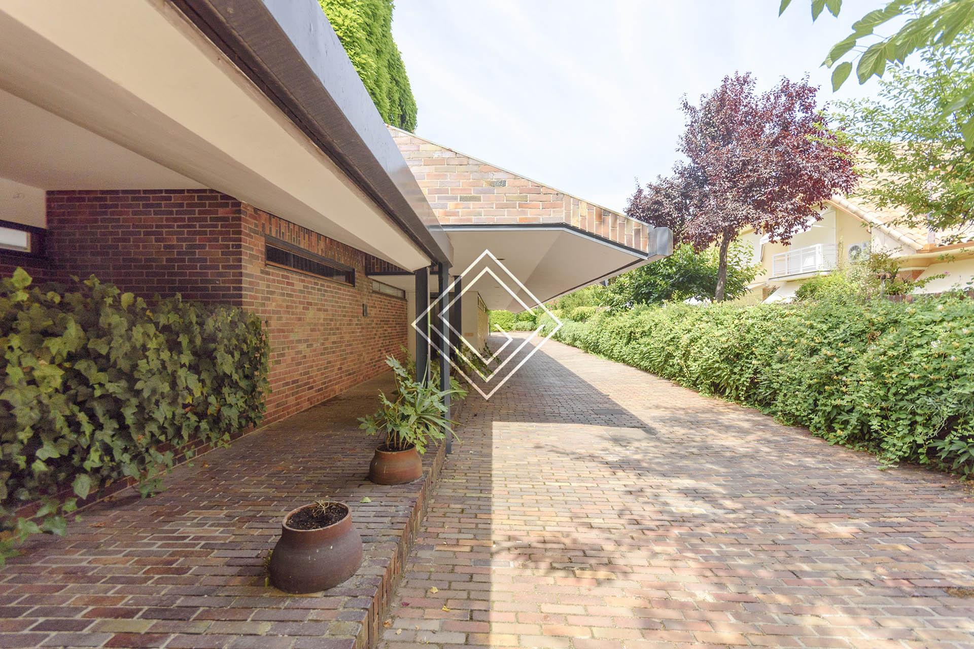 Clásico de la arquitectura en Puerta de Hierro - Imagen 23