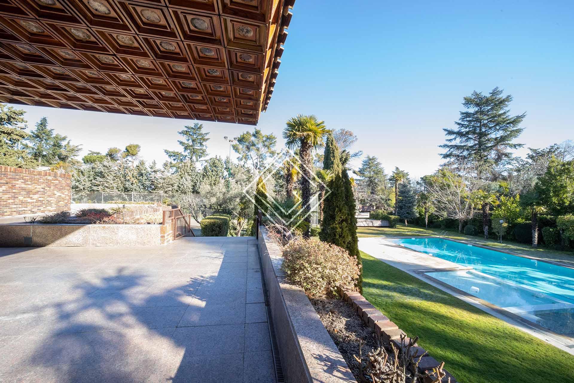 Fabulosa vivienda con espectacular jardín en La Florida