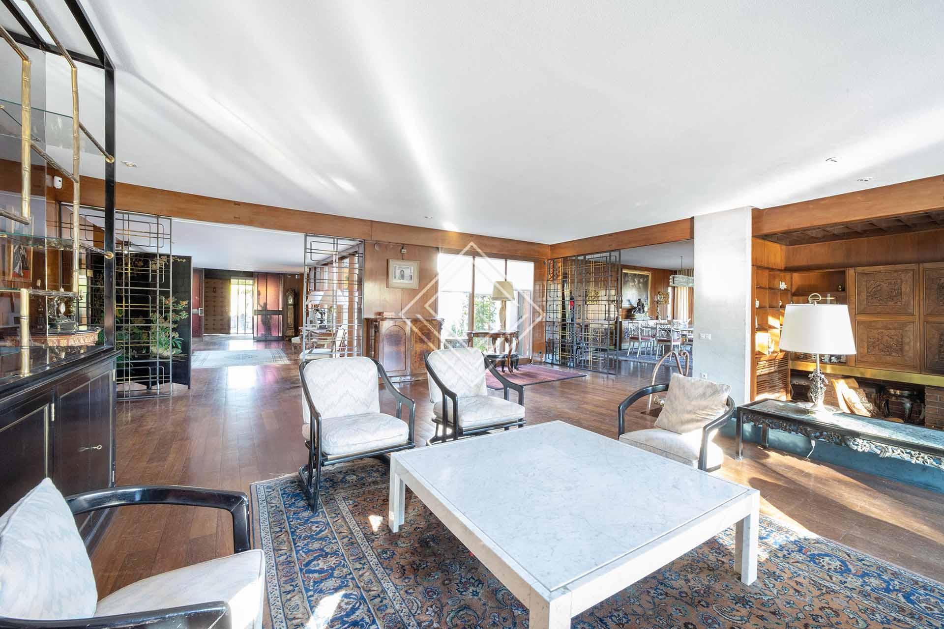 Fabulosa vivienda con espectacular jardín en La Florida