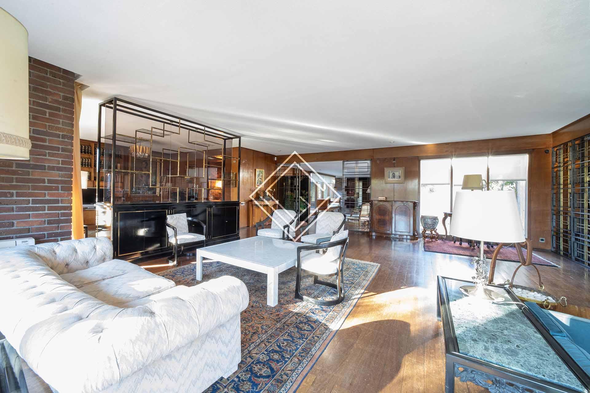 Fabulosa vivienda con espectacular jardín en La Florida