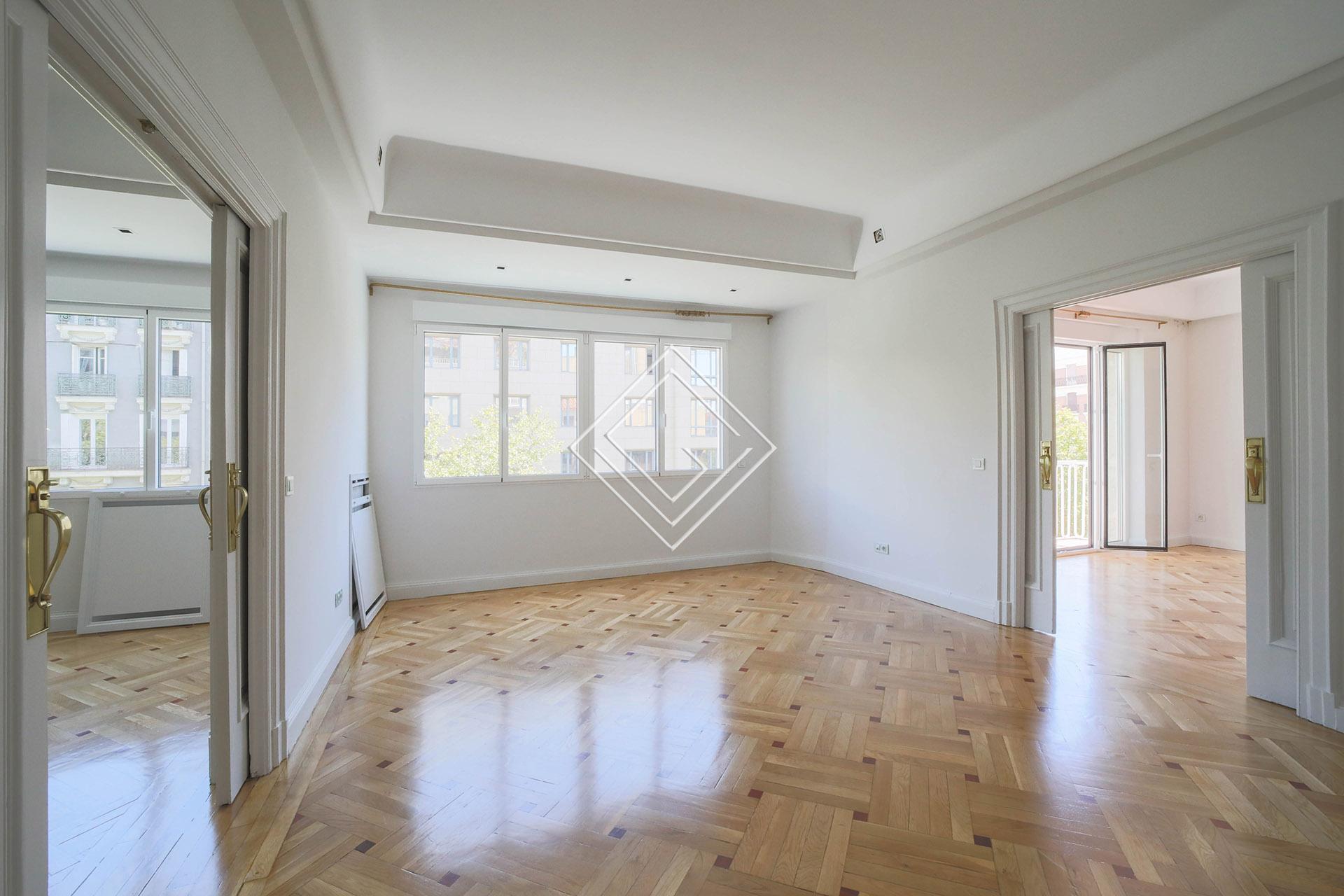 Amplio piso en alquiler en Barrio de Salamanca - Imagen 5