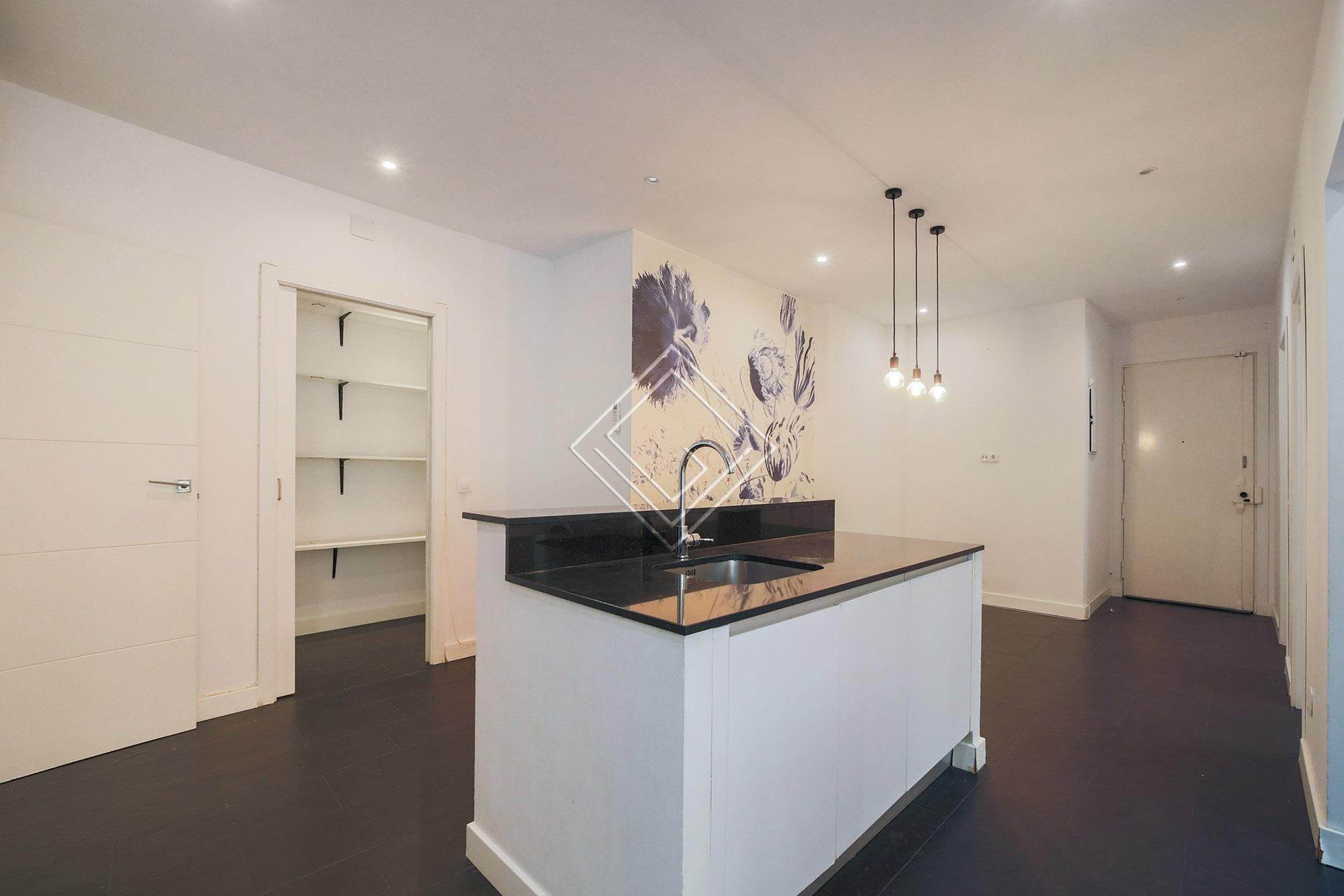 Amplio y luminoso bajo en El Viso - Imagen 26