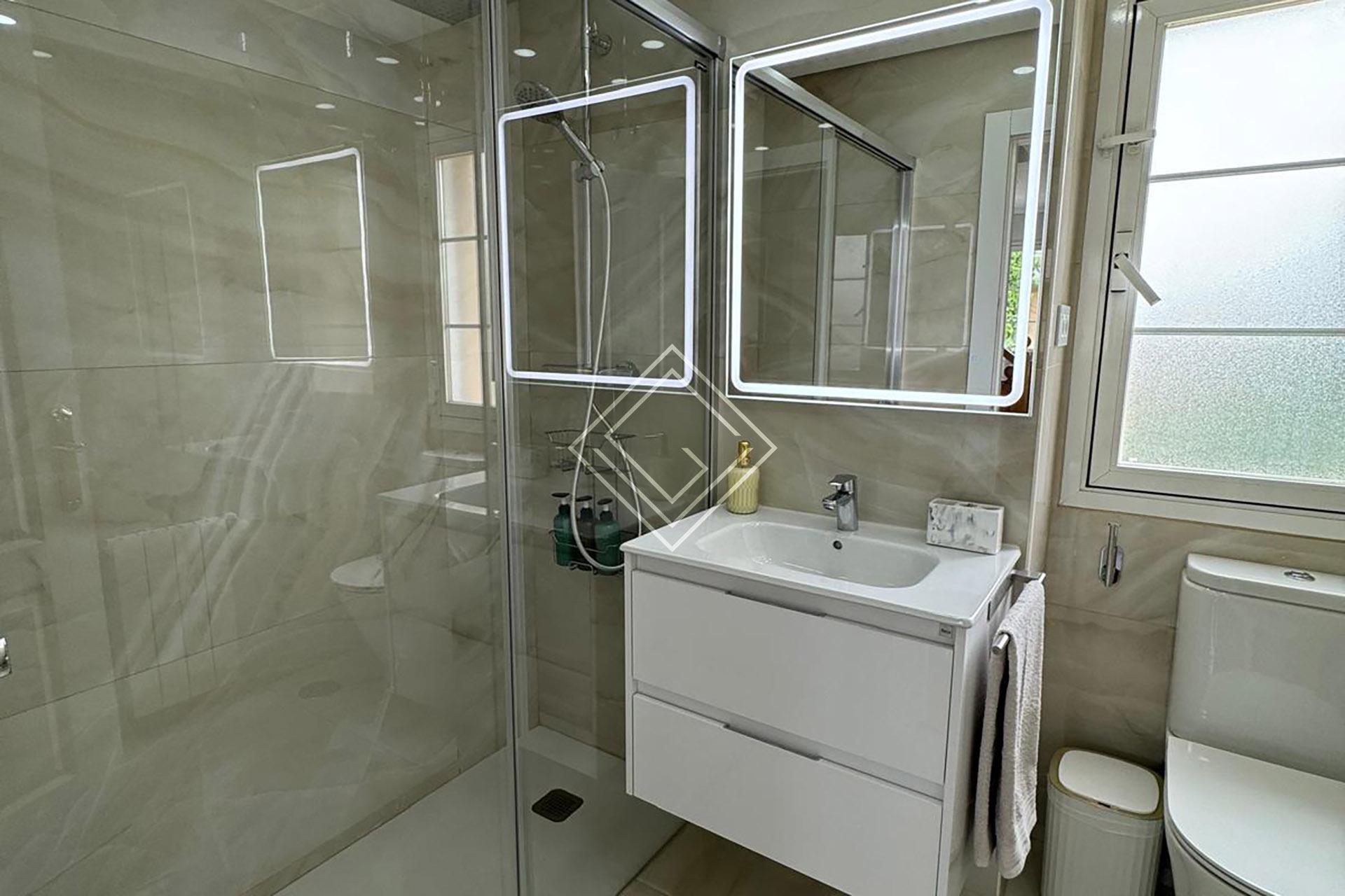 Imagen 35 de la propiedad