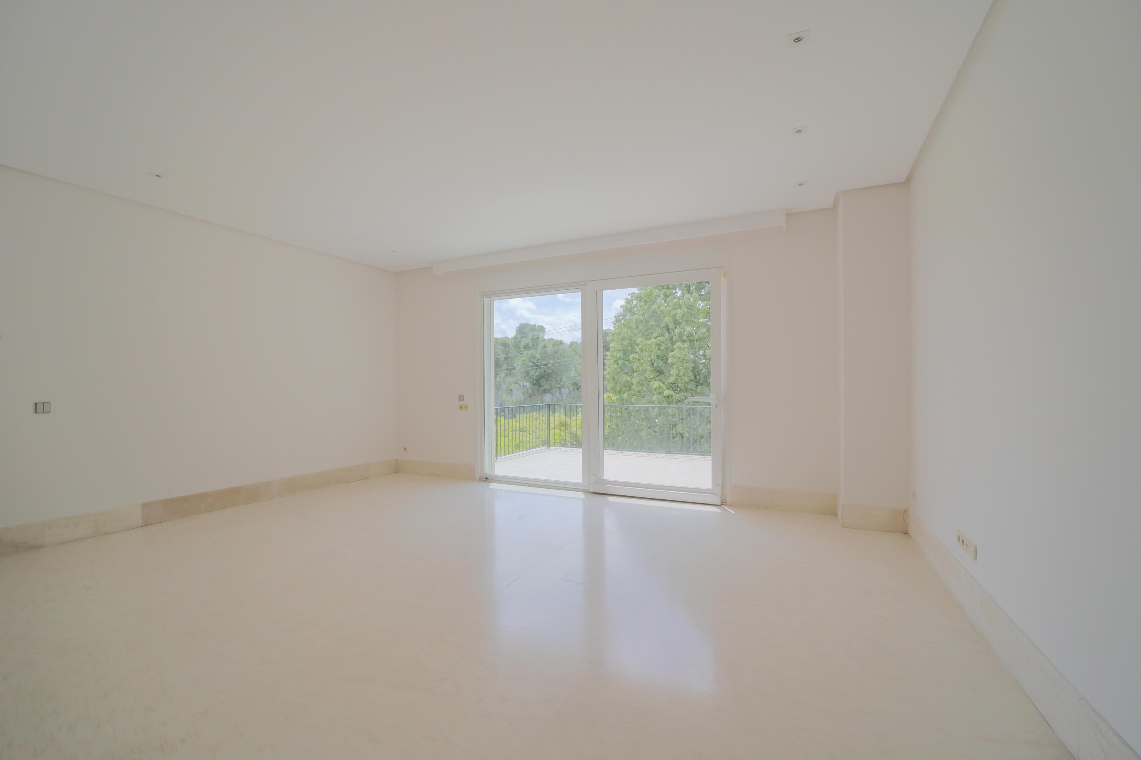 Fabulosa casa en alquiler en la Colonia Puerta de Hierro