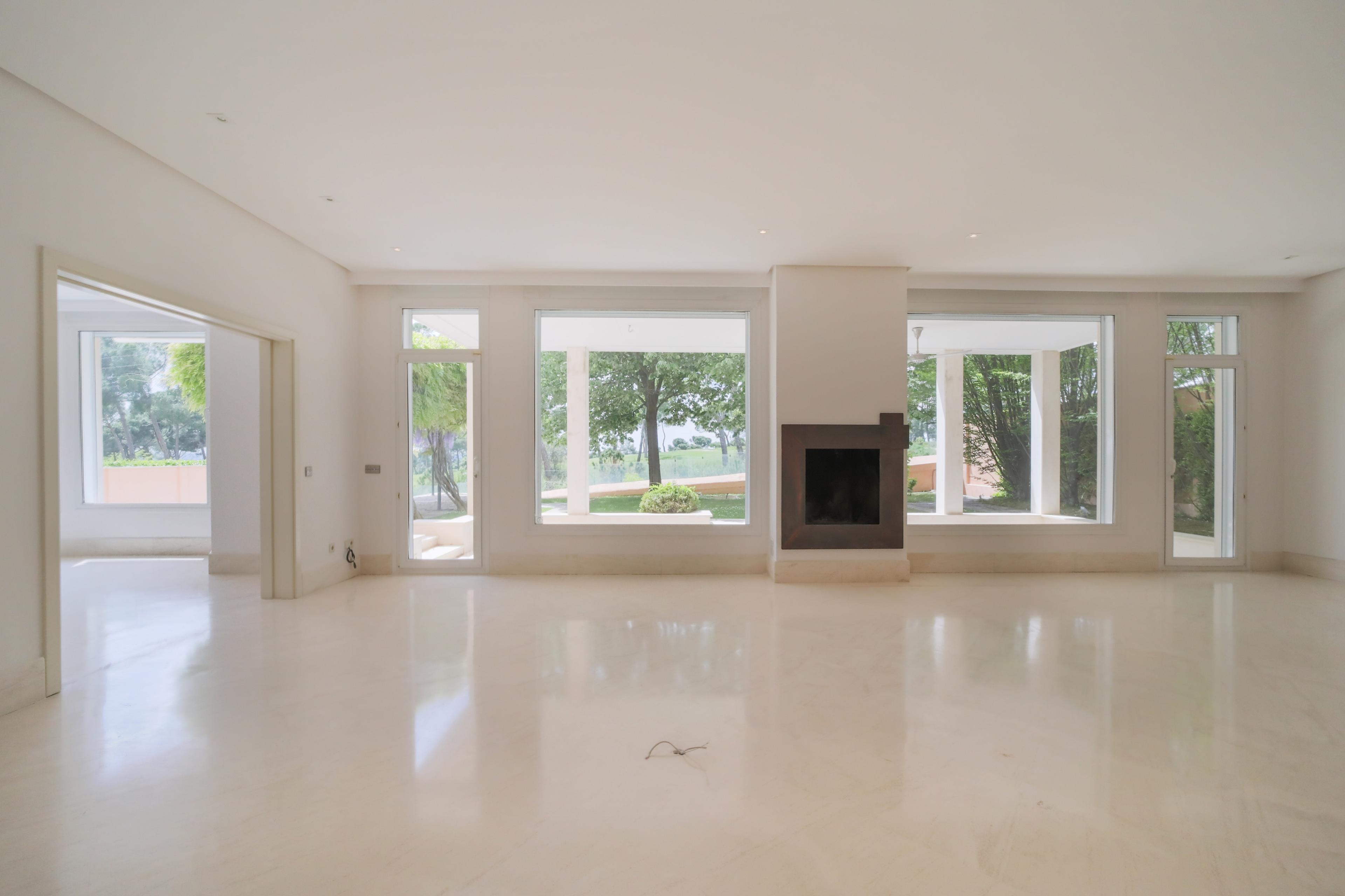 Fabulosa casa en alquiler en la Colonia Puerta de Hierro