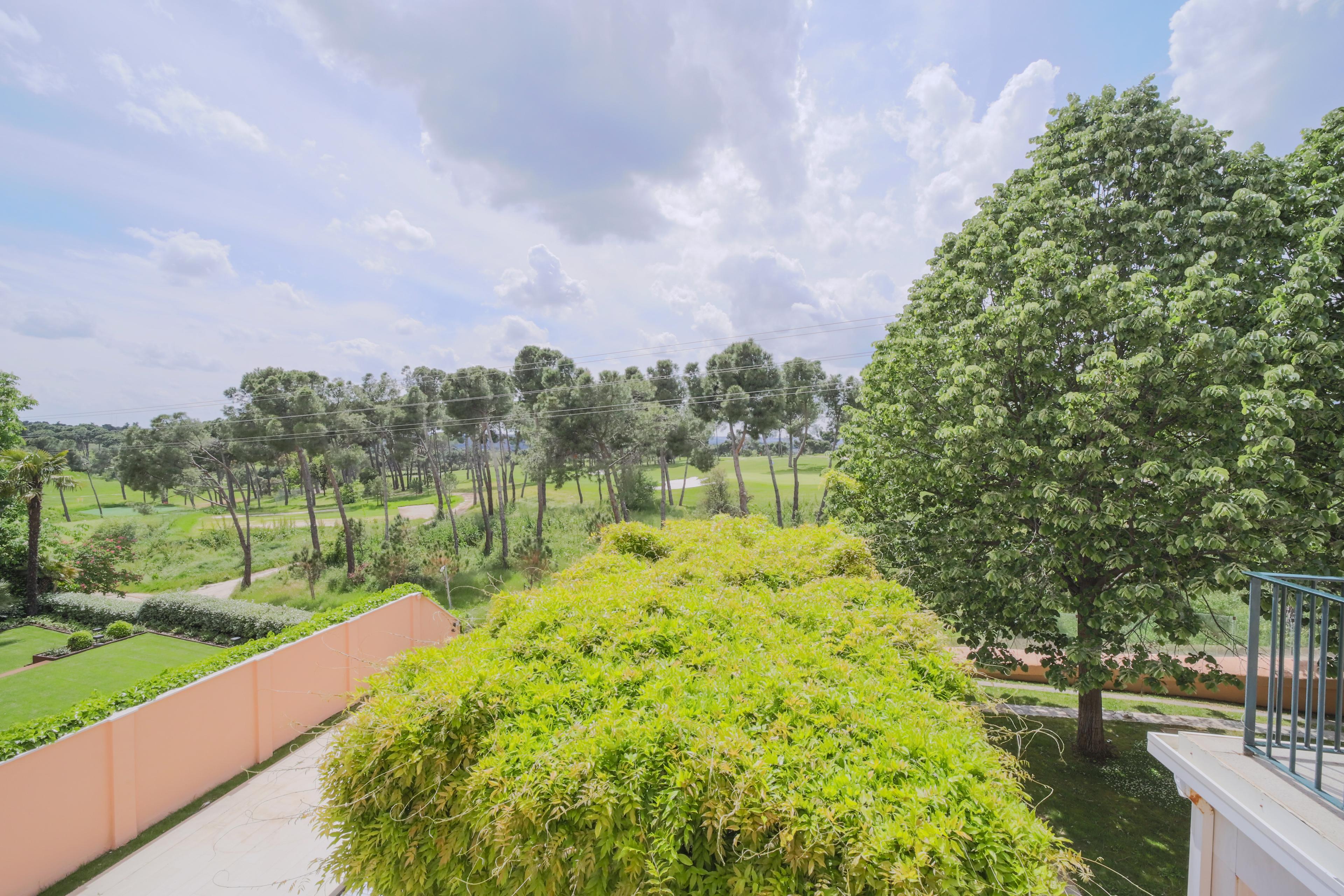 Fabulosa casa en alquiler en la Colonia Puerta de Hierro