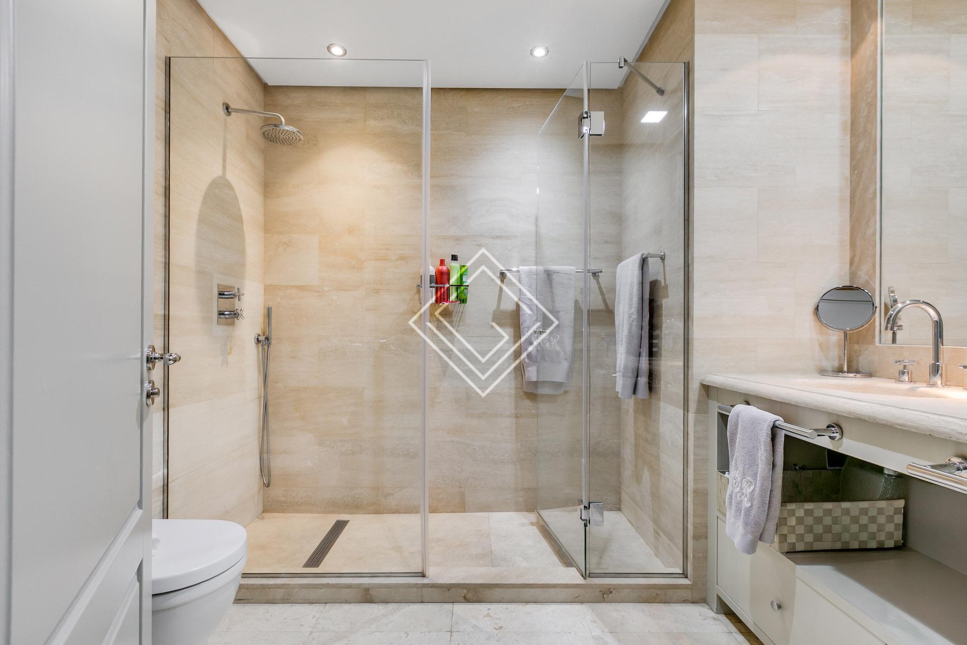 Imagen 25 de la propiedad